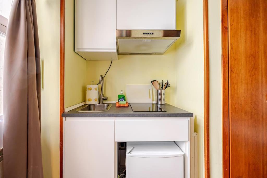 Apartment Tiny Steps To Piazza Di Spagna Rom
