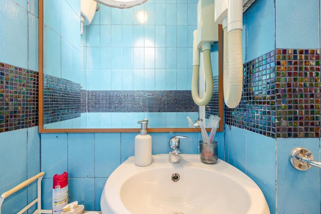 Tiny Steps To Piazza Di Spagna Apartment