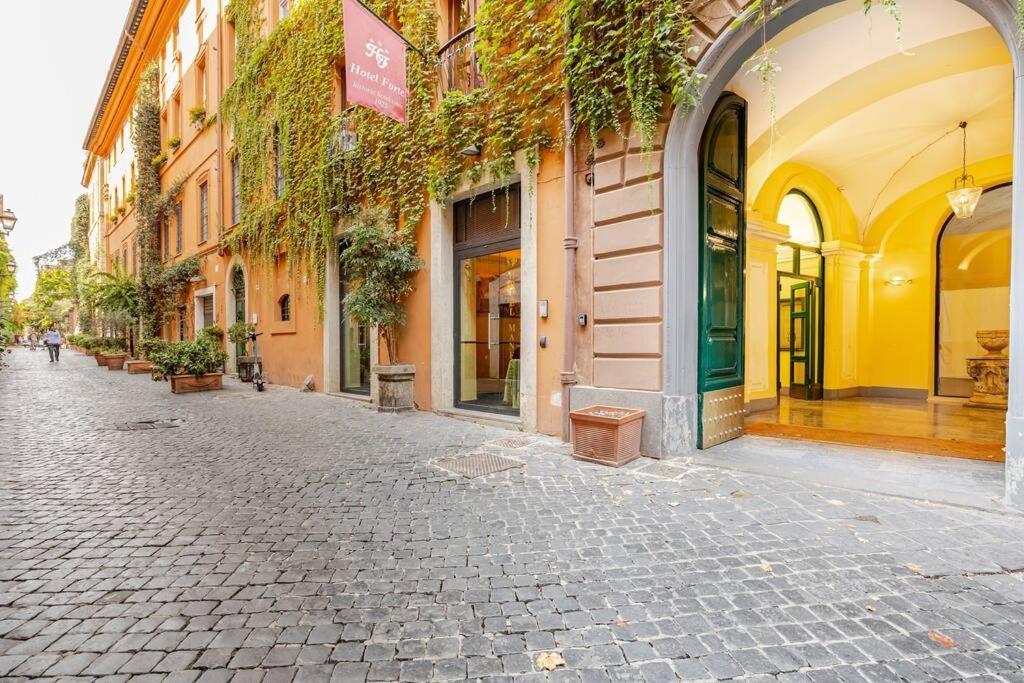 Tiny Steps To Piazza Di Spagna Apartment